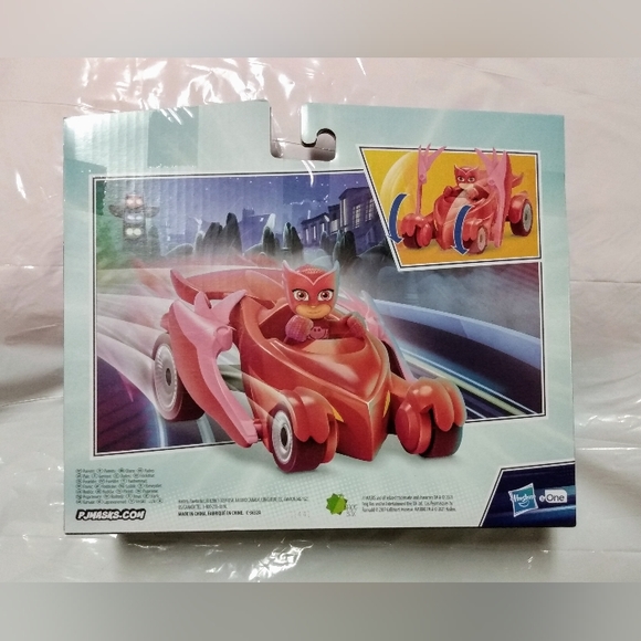 PJ Masks Owlette Deluxe Owl Glider - Picture 2 of 2